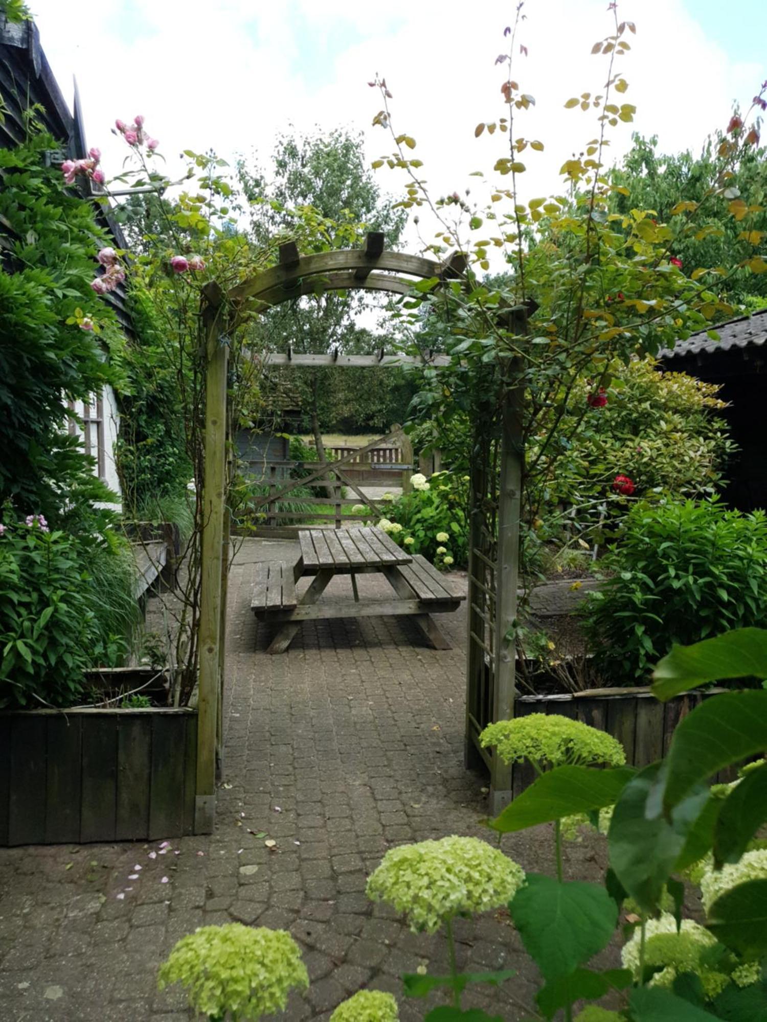 B&B Land Of Tir Nan Og Lommel Bagian luar foto
